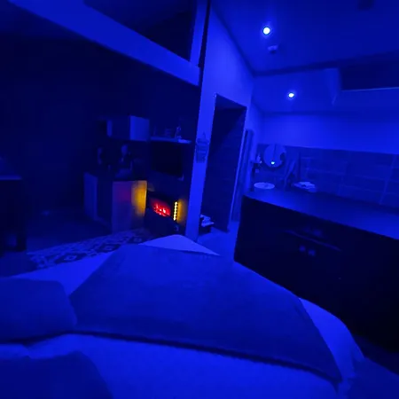 Laloveroom 3* Saint-Auban (Alpes-de-Haute-Provence)